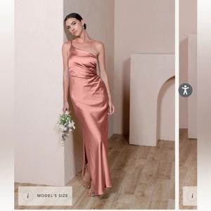 Revelry Bridesmaid Dress in Desert Rose Size 2.